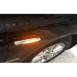BMW Serie E81, E82, E87, E88, E90, E91, E60 ed E61 Ripetitori laterali a LED a scorrimento - Cromo / Trasparente