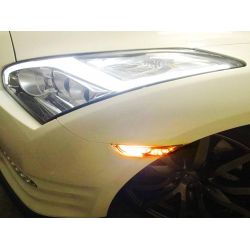 Nissan GTR R35 2007 bis 2018 LED-Seitenblinker + LED-Tagfahrlicht – klare Version – Plug&Play – Repeater